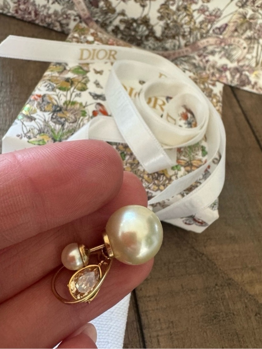 Dior Tribales Gold-Tone Earrings with Ivory Pearls and Crystal Drops - Picture 3 of 6